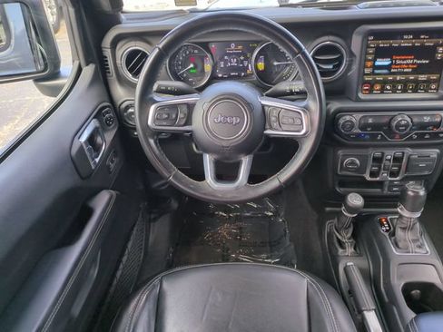 Used 2021 Jeep Wrangler Unlimited Sahara w/ Safety Group AWD/4WD image 17