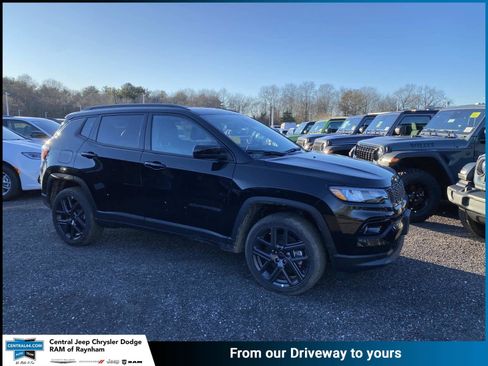New 2026 Jeep Compass Limited image 1