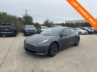 Used 2023 Tesla Model 3 Standard Range video 1