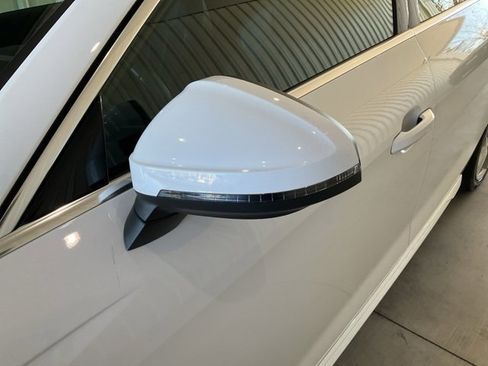 Used 2023 Audi A4 2.0T Premium Plus image 3