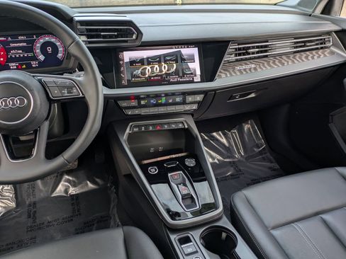 Used 2025 Audi A3 2.0T Premium w/ Convenience Package image 9