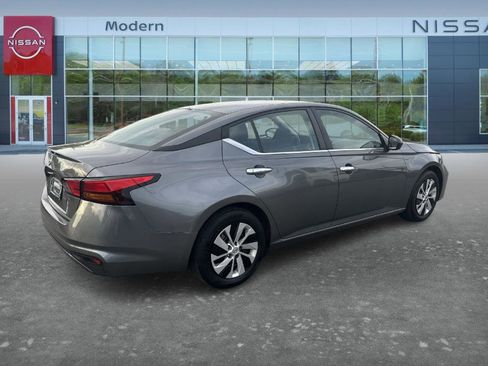 Certified 2024 Nissan Altima 2.5 S FWD image 5