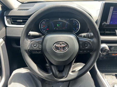 Certified 2025 Toyota RAV4 XLE AWD/4WD image 14