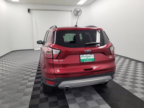 Used 2017 Ford Escape SE w/ Equipment Group 201A FWD image 6