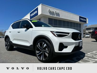 Used 2025 Volvo XC40 B5 Ultra