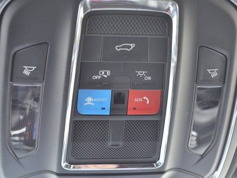 Used 2024 Jeep Wagoneer Series III image 33