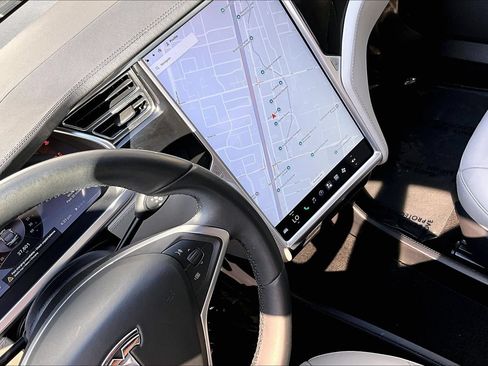 Used 2013 Tesla Model S RWD image 30