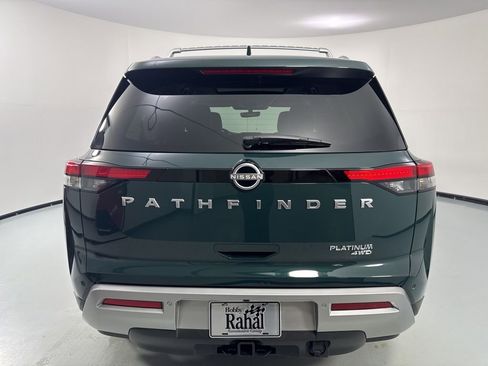 Used 2025 Nissan Pathfinder Platinum image 6