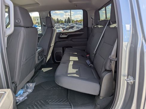 New 2026 Chevrolet Silverado 1500 RST AWD/4WD image 31