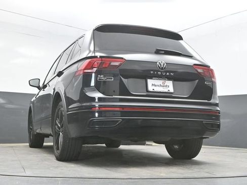 Used 2022 Volkswagen Tiguan SE R-Line AWD/4WD image 29