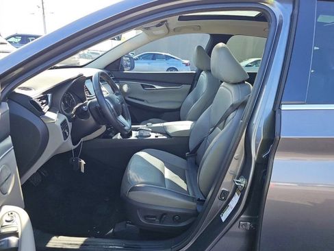 Certified 2023 INFINITI QX50 Luxe FWD image 10