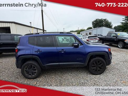 Used 2018 Jeep Renegade Altitude AWD/4WD image 14