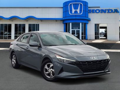 Used 2021 Hyundai Elantra SE