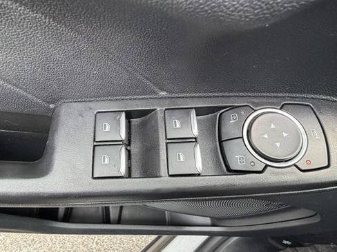 Used 2021 Ford Escape SE AWD/4WD image 31