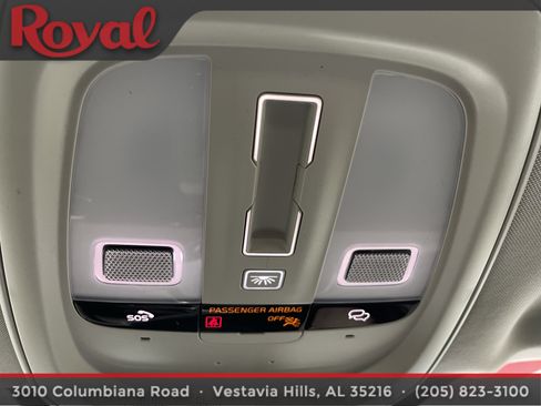 Certified 2025 Volvo XC90 B5 Core AWD/4WD image 25