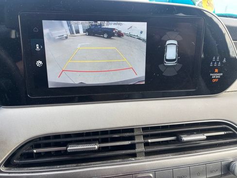 Used 2022 Hyundai Palisade SEL w/ Premium Package FWD image 12