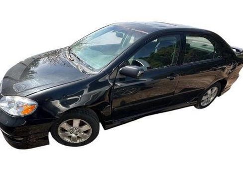 Used 2006 Toyota Corolla CE FWD image 2