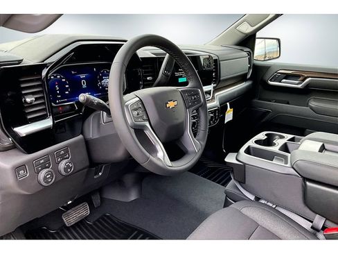 New 2026 Chevrolet Silverado 1500 LT image 7
