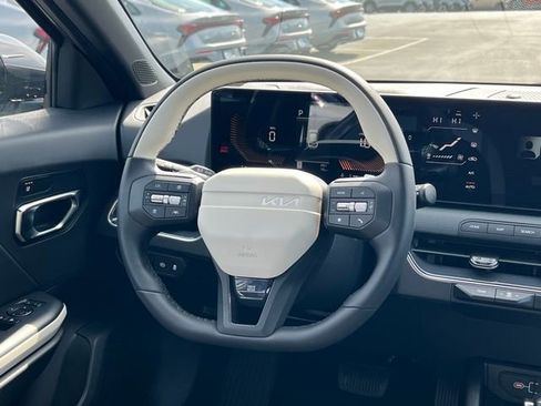 New 2026 Kia K4 EX FWD image 14