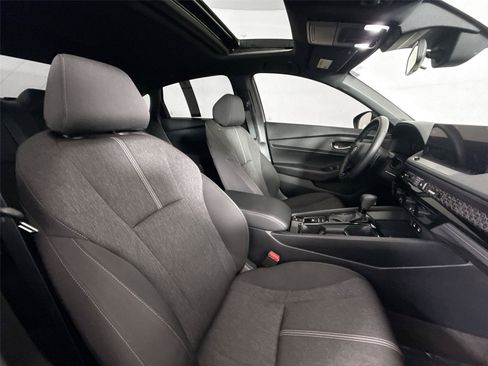 Used 2025 Honda Accord Sport image 39
