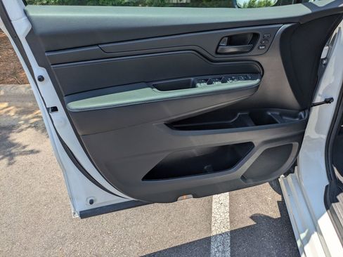 Used 2025 Honda Odyssey Sport-L image 10