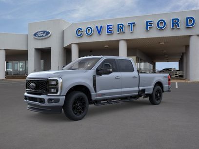 New 2026 Ford F250 Lariat w/ Black Appearance Package