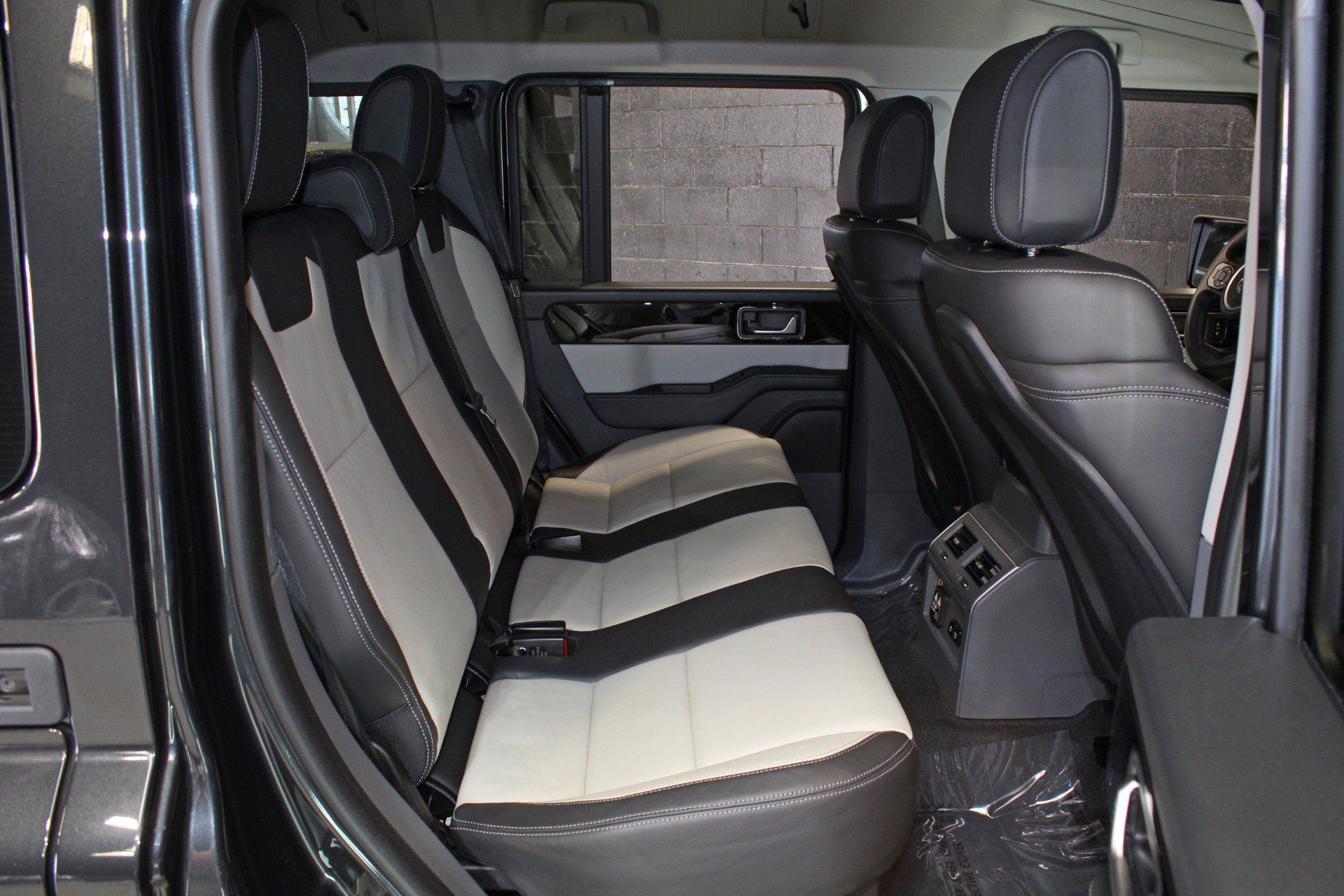 Used 2024 INEOS Grenadier Station Wagon AWD/4WD image 48