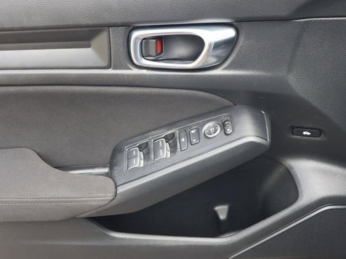 Used 2025 Honda Civic Sport image 18