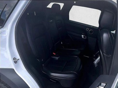 Used 2019 Land Rover Range Rover Sport HST image 29