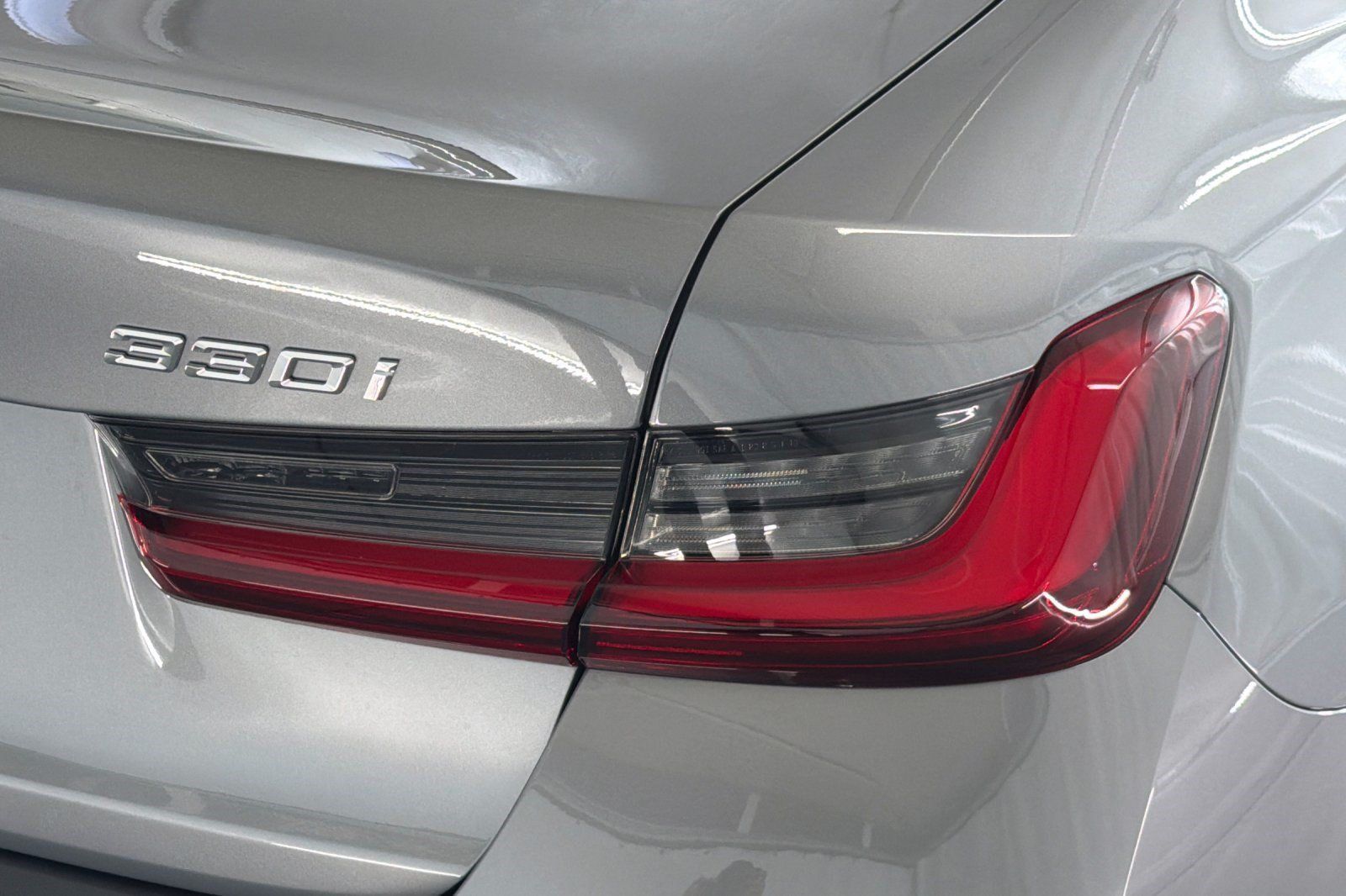 New 2026 BMW 330i Sedan w/ Premium Package RWD image 24