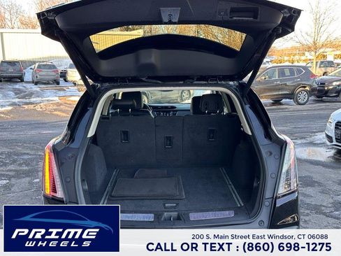 Used 2019 Cadillac XT5 Premium Luxury w/ Driver Assist Package image 13