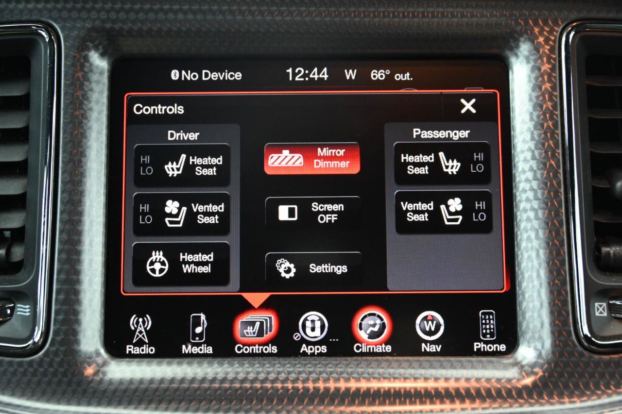Used 2015 Dodge Challenger SRT Hellcat RWD image 28