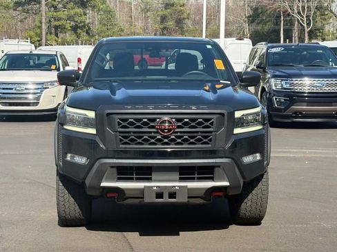 Used 2022 Nissan Frontier PRO-4X image 8