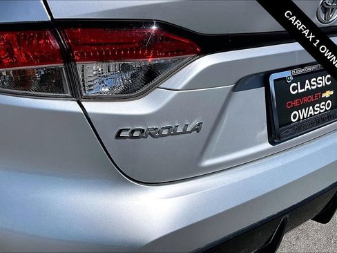 Used 2025 Toyota Corolla LE FWD image 23