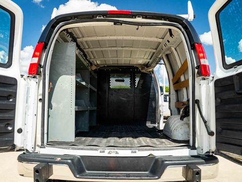Used 2021 Chevrolet Express 2500 w/ Driver Convenience Package RWD image 28