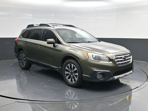 Used 2015 Subaru Outback 3.6R Limited image 1
