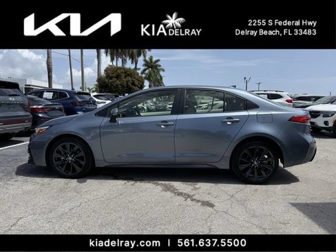 Used 2025 Toyota Corolla SE FWD image 5