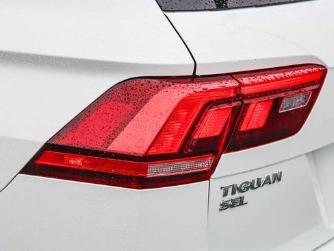 Used 2019 Volkswagen Tiguan SEL Premium R-Line image 8