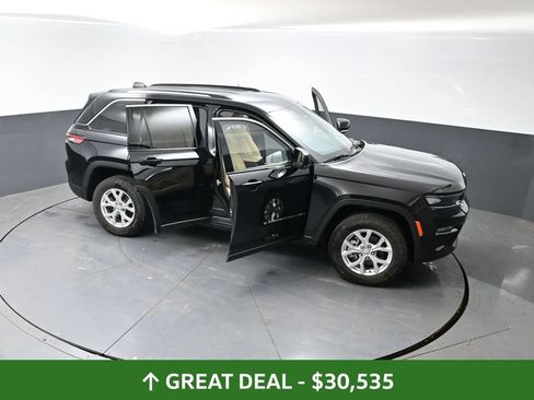 Used 2023 Jeep Grand Cherokee Limited AWD/4WD image 62
