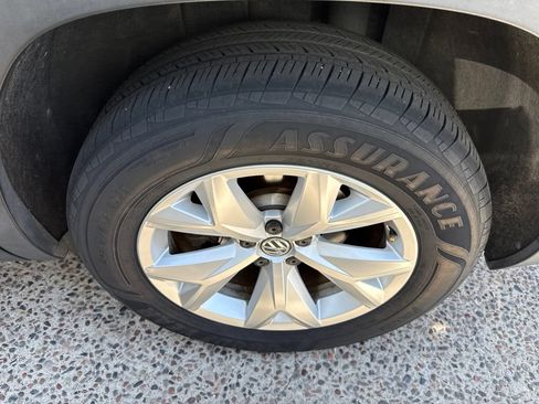 Used 2019 Volkswagen Atlas SE FWD image 6