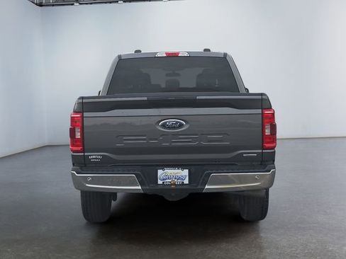 Used 2023 Ford F150 XLT AWD/4WD image 4