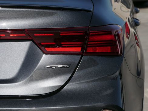 Used 2024 Kia Forte GT-Line image 4