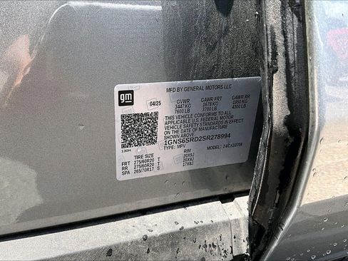 Used 2025 Chevrolet Tahoe Premier AWD/4WD image 4