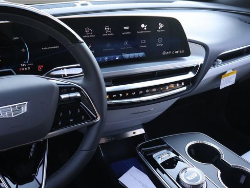 New 2026 Cadillac Lyriq Sport image 30