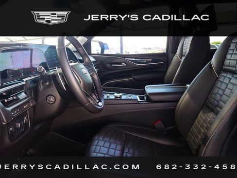 Used 2023 Cadillac Escalade V AWD/4WD image 21