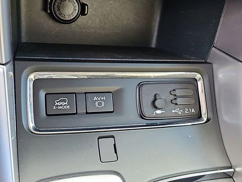 Used 2019 Subaru Ascent Premium AWD/4WD image 25