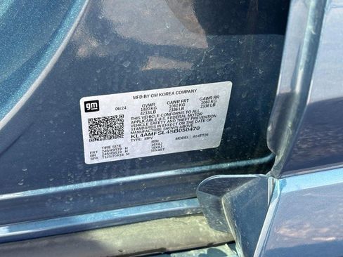 Used 2025 Buick Encore GX Avenir w/ Avenir Technology Package image 23