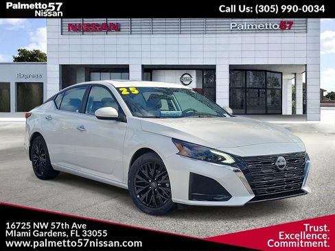 Used 2025 Nissan Altima 2.5 SV w/ SV Special Edition Package image 1