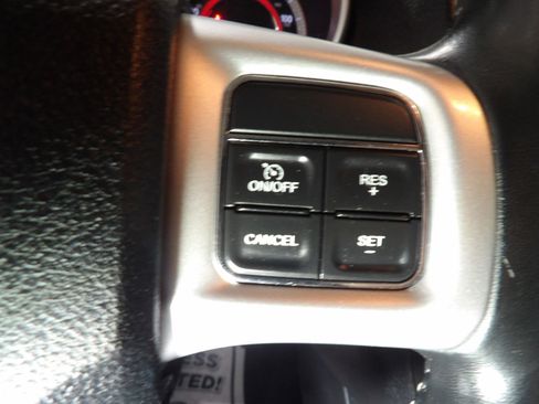 Used 2019 Dodge Journey SE w/ Premium Group FWD image 16