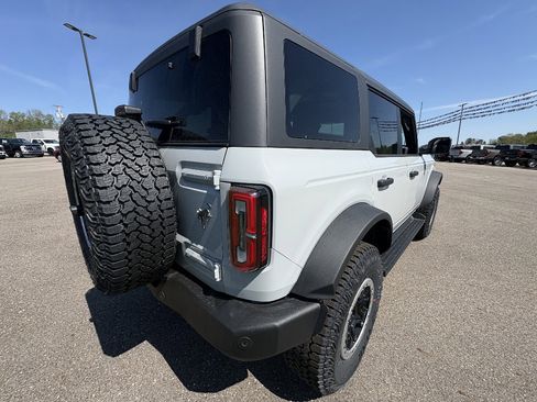 New 2026 Ford Bronco Outer Banks AWD/4WD image 5